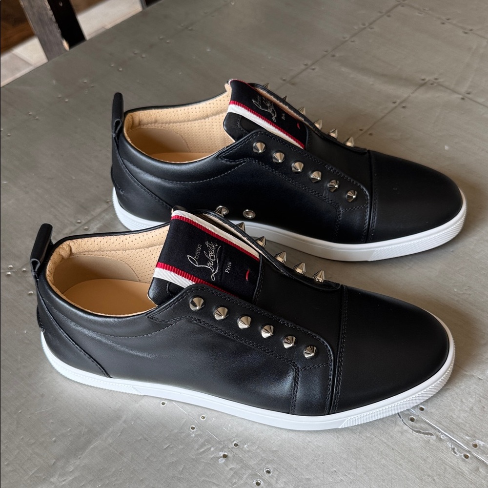Christian Louboutin fav fique women’s black leather sneaker slip on trainer 39.5